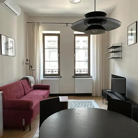 Soho By Downtown Apartment